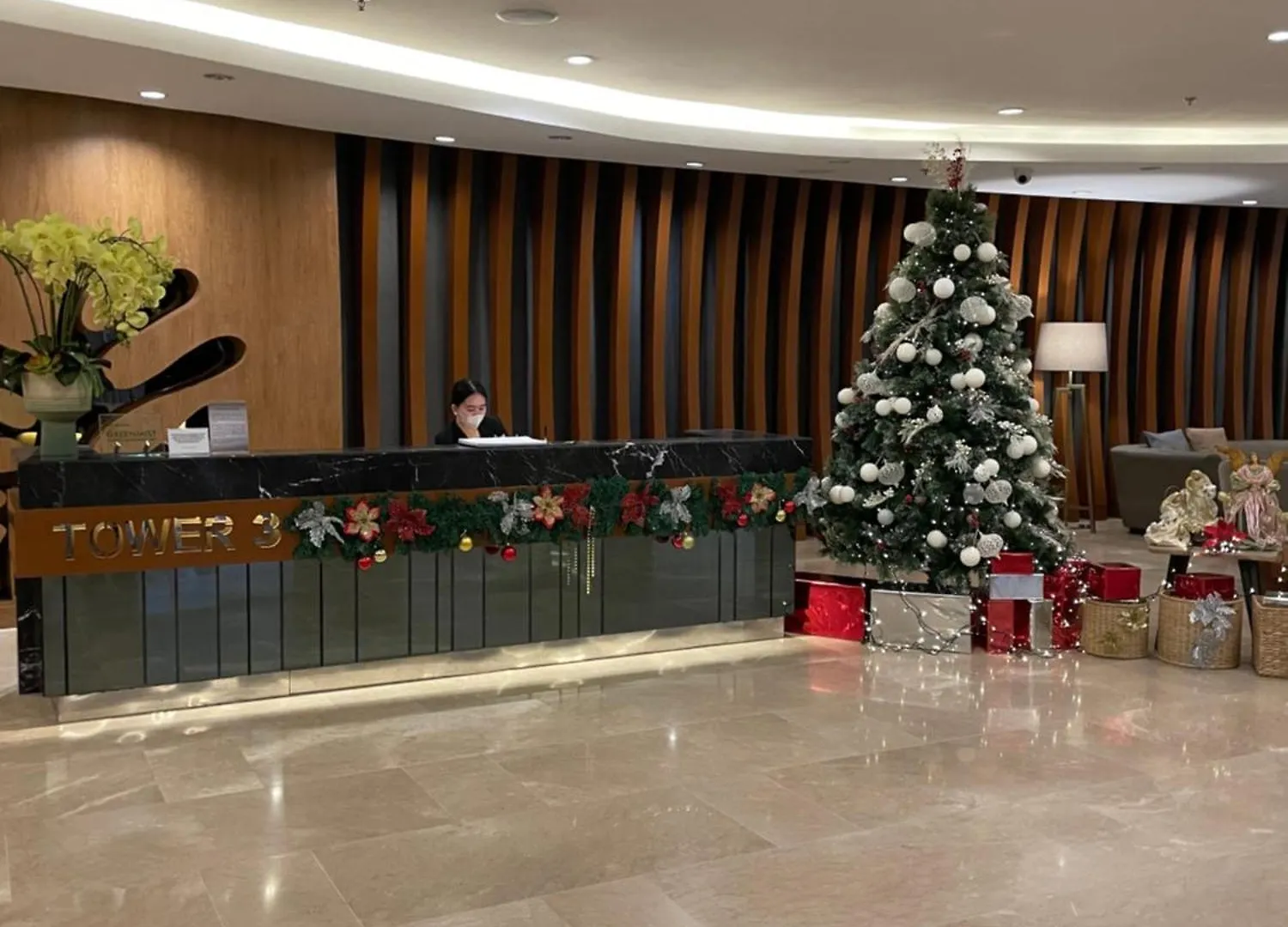 Apartment Staycation Near Mall Of Asia, Condotel With King Bed Manila